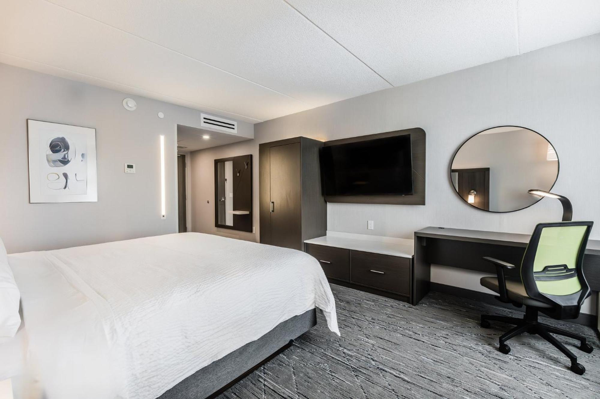 Holiday Inn Express & Suites - Toronto Airport South By Ihg מראה חיצוני תמונה