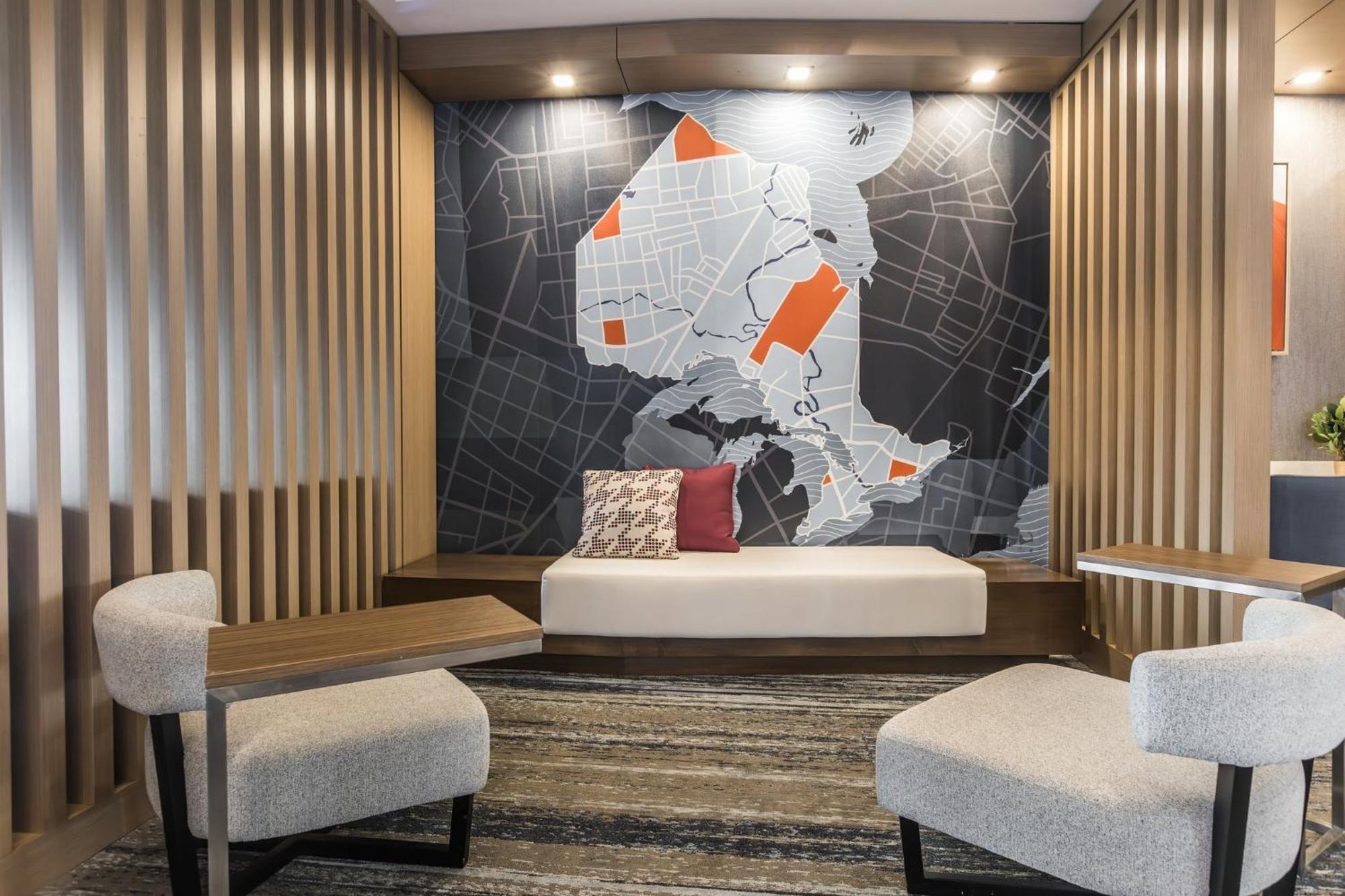 Holiday Inn Express & Suites - Toronto Airport South By Ihg מראה חיצוני תמונה