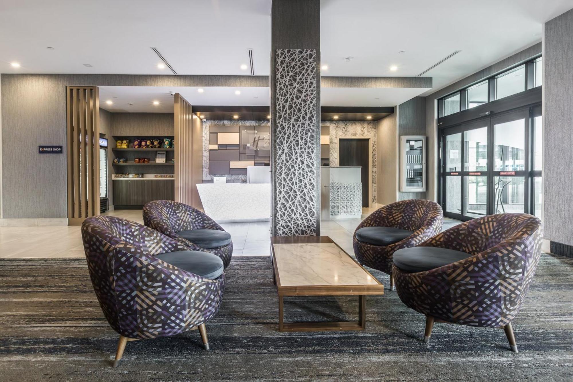 Holiday Inn Express & Suites - Toronto Airport South By Ihg מראה חיצוני תמונה
