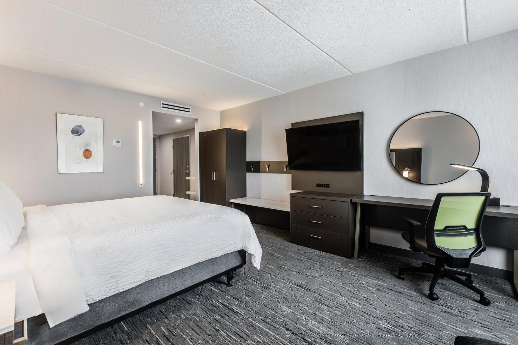 Holiday Inn Express & Suites - Toronto Airport South By Ihg מראה חיצוני תמונה