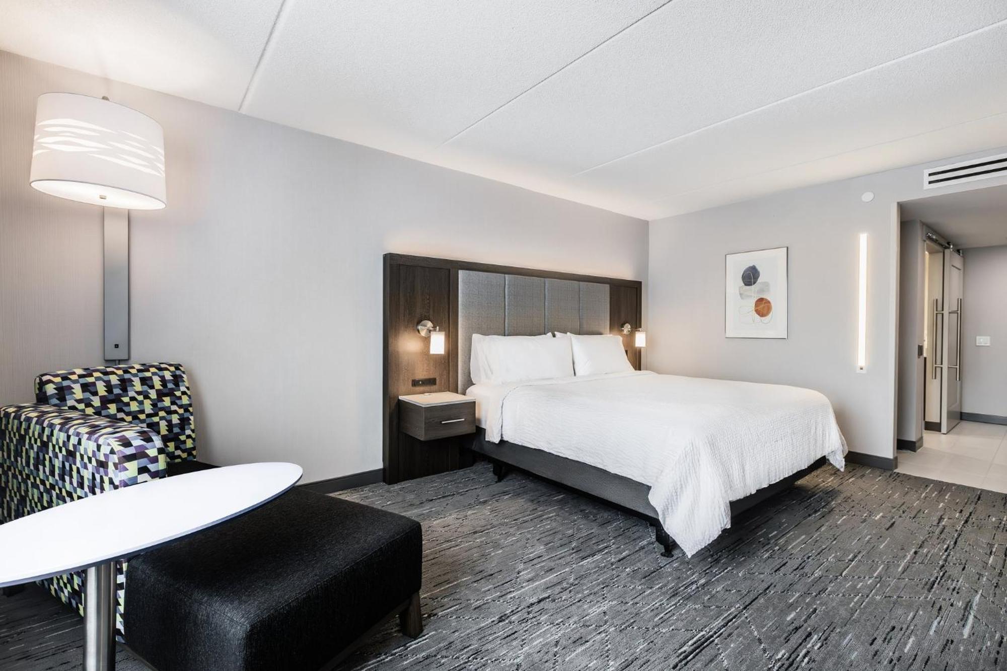 Holiday Inn Express & Suites - Toronto Airport South By Ihg מראה חיצוני תמונה